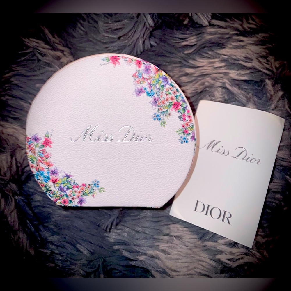 Miss Dior💐Blooming Bouquet Gift 🎁